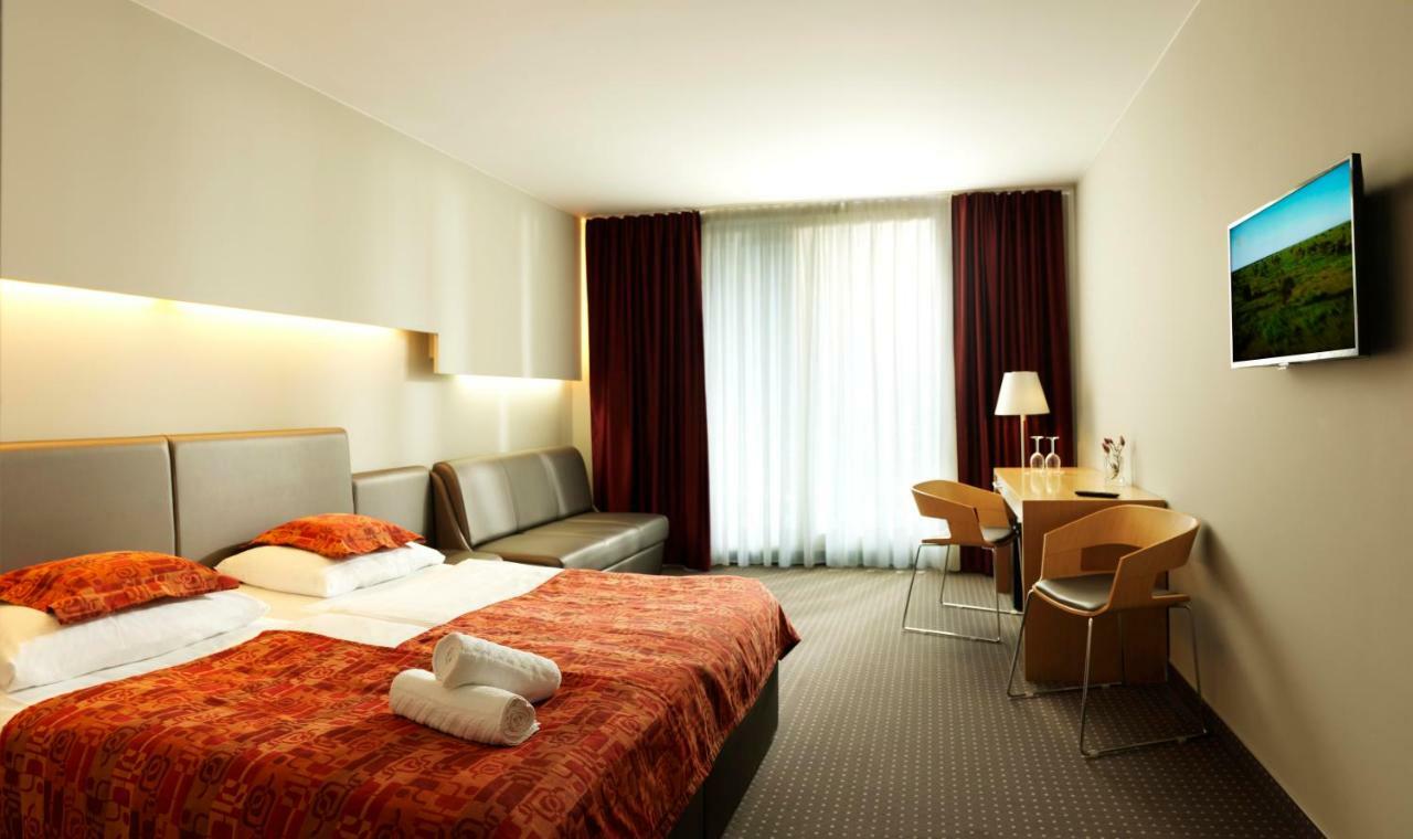 Hotel Thermana Park Lasko**** Superior Exterior photo
